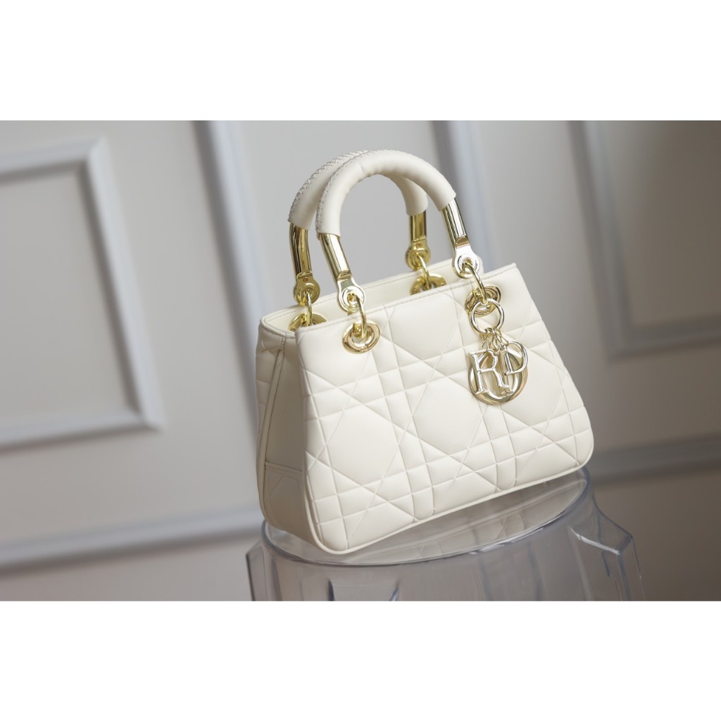 TÚI CD JISOO SZ24 DA THẬT