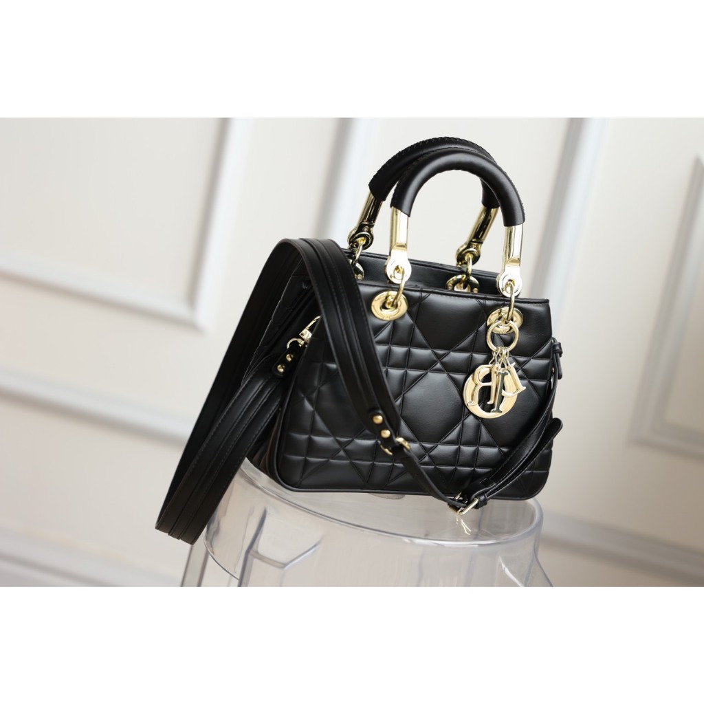 TÚI CD JISOO SZ24 DA THẬT