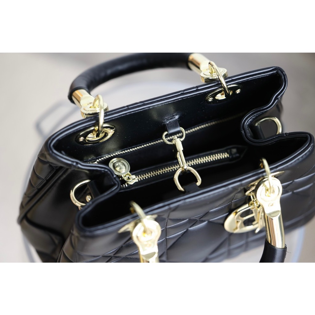 TÚI CD JISOO SZ24 DA THẬT