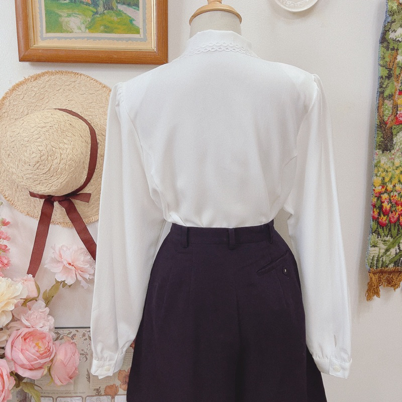 Áo sơmi trắng cổ ren Nhật