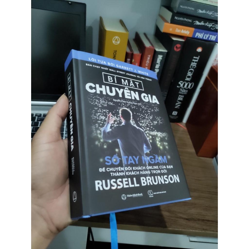 Sách - Bí Mật Chuyên Gia - Tái Bản