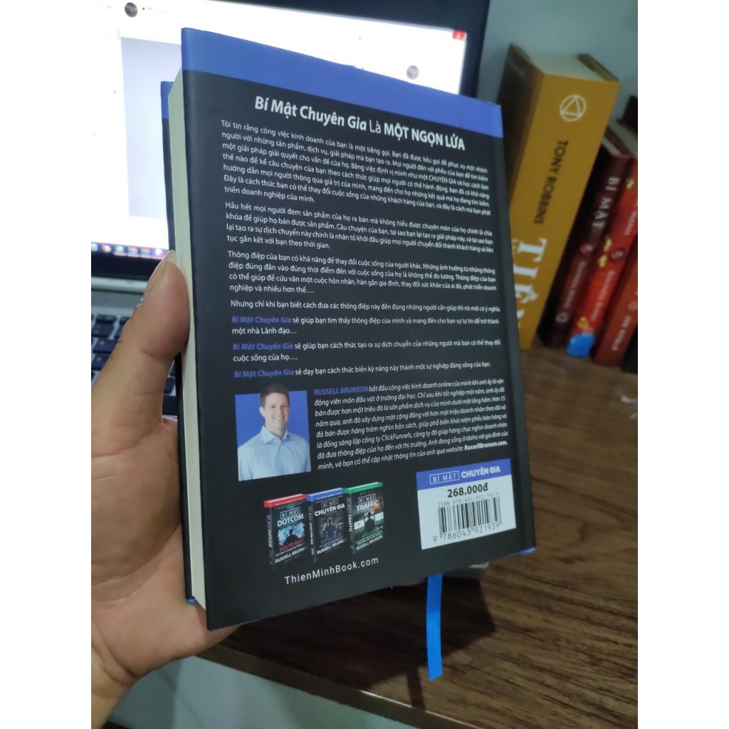 Sách - Bí Mật Chuyên Gia - Tái Bản