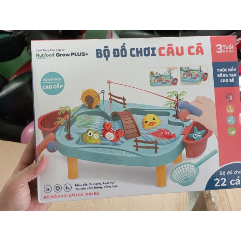 Bộ đồ chơi câu cá hkm Nutifood