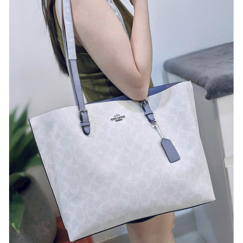 Túi xách công sở Coach Mollie Tote thanh lịch