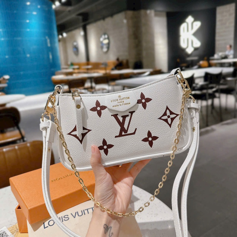 TÚI LV EASY POUCH FULLBOX SEAL