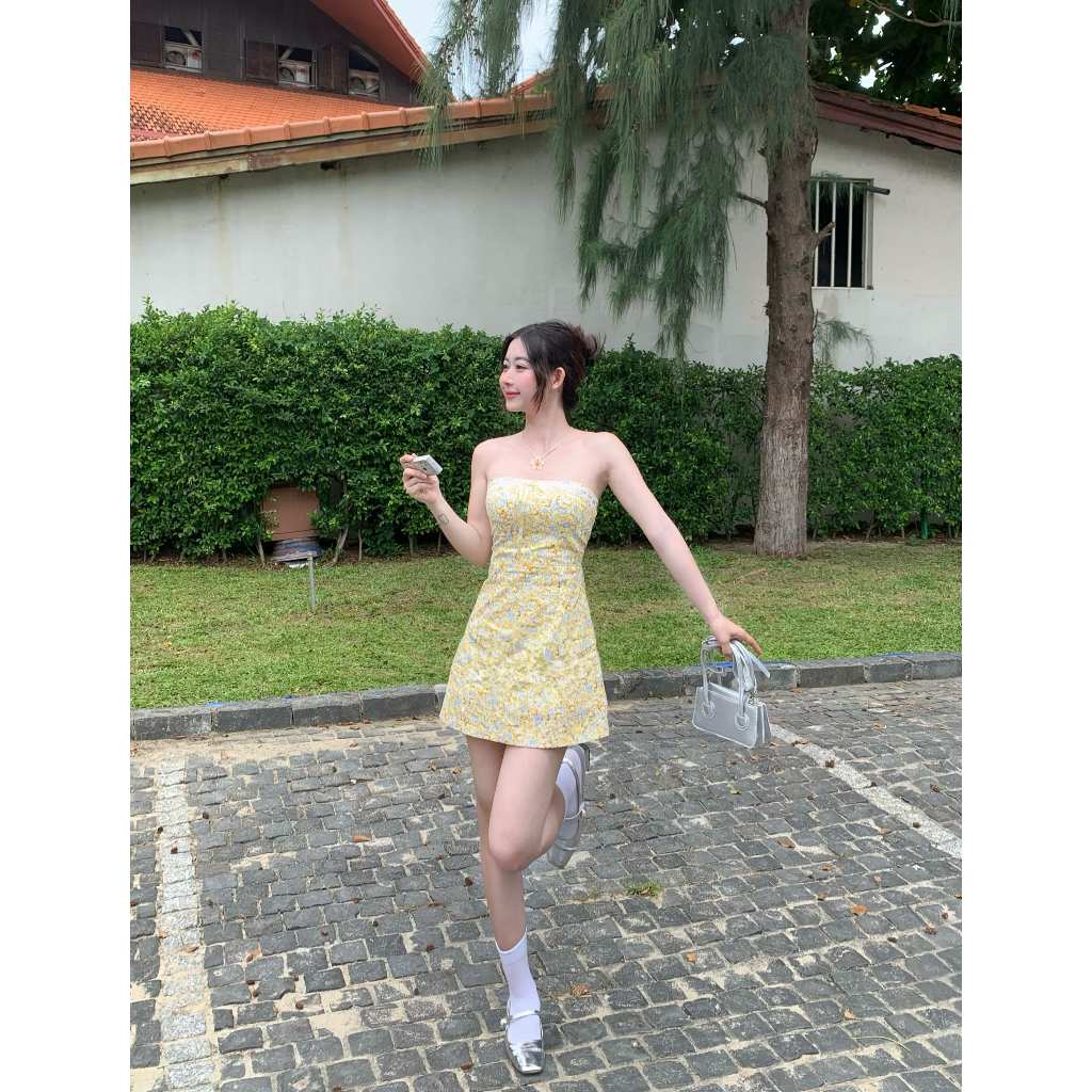 𝐋𝐀𝐂𝐄𝐘 𝐃𝐑𝐄𝐒𝐒 - Đầm quây ren hoa có sẵn mút ngực form chữ A có bo chun co giãn | 𝐉𝐎𝐋𝐈𝐍