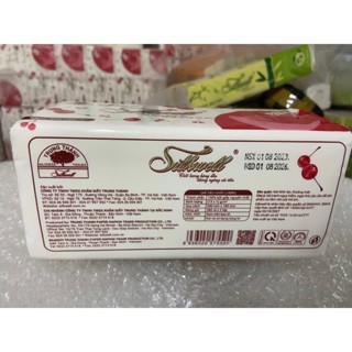 Giấy ăn rút lụa Cherry đỏ cao cấp Silkwell 280 tờ 2 lớp mềm mịn