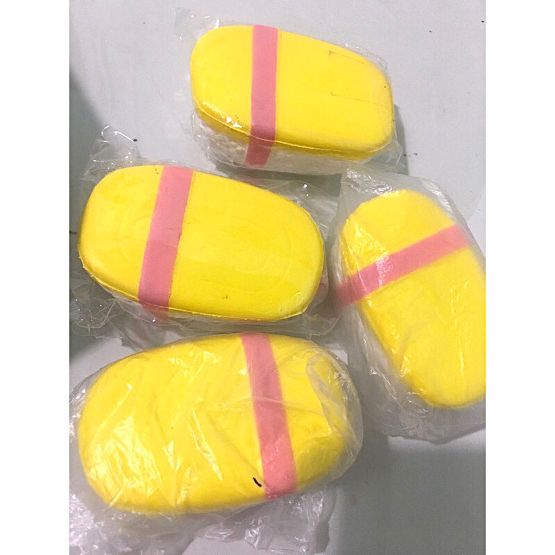 Squishy sushi vàng
