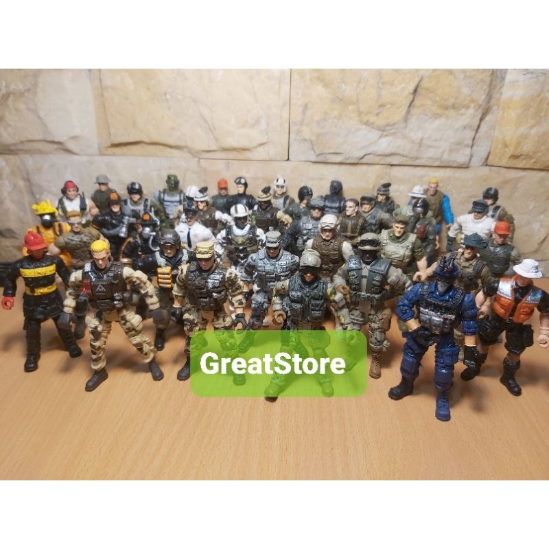 MÔ HÌNH nhân vật tay đua, nhân viên gara, lính 1:18 đua xe , trang trí cùng xe máy, ô tô CỬ ĐỘNG ĐƯỢC