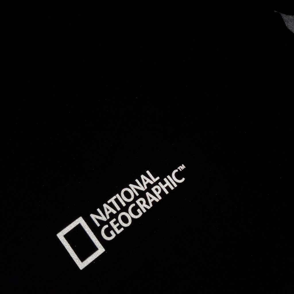 Áo thun National Geographic unisex oversize