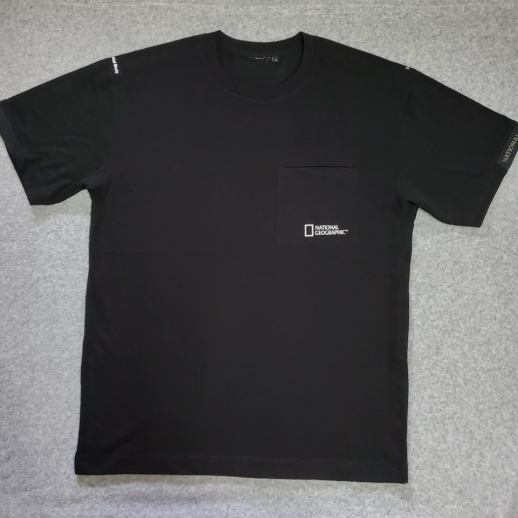 Áo thun National Geographic unisex oversize