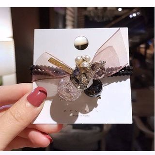 Cột tóc đính đá pha lê, nơ và nhiều hạt lấp lánh dễ thương, thời thượng
