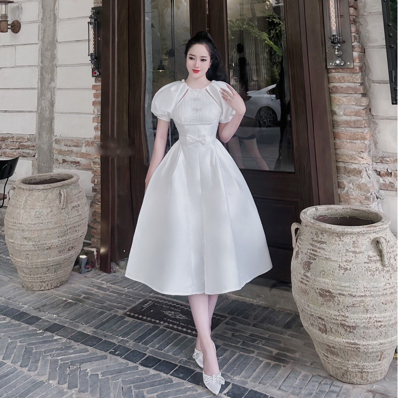 Váy Tapta Xẻ Chân Phối Thân Ren Nơ Eo