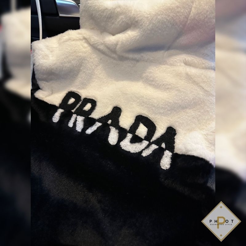 Áo gile lông pha màu chữ lưng hàng QCL1