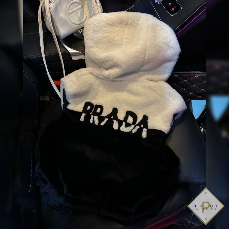 Áo gile lông pha màu chữ lưng hàng QCL1