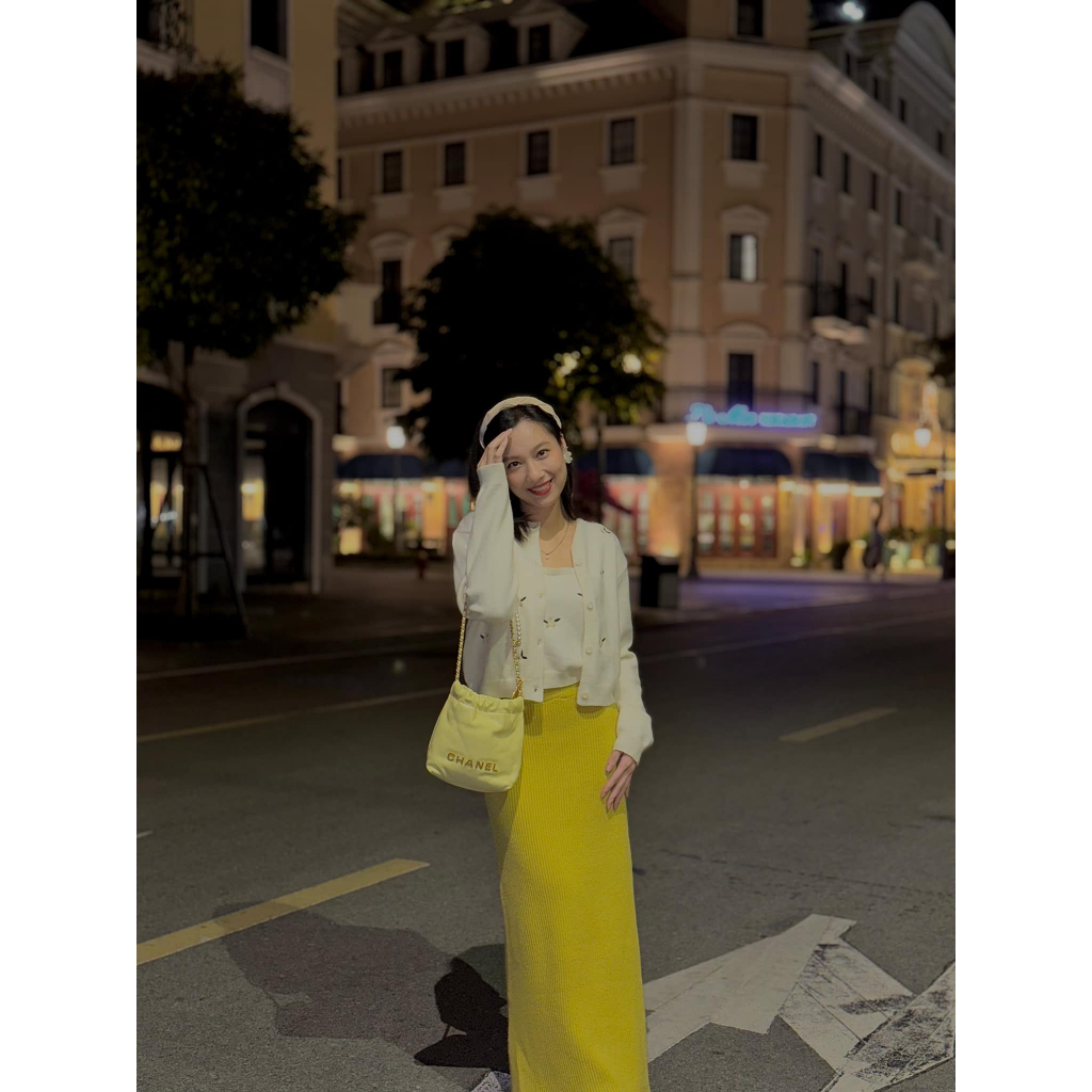 Chân váy len vàng cốm + set áo len cardigan thêu hoa nổi tiểu thư New Collection 2023 - HOA TONG