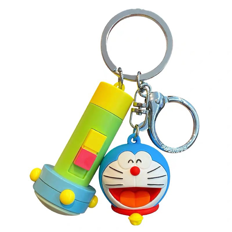Móc khoá Doraemon có đèn pin chiếu sáng