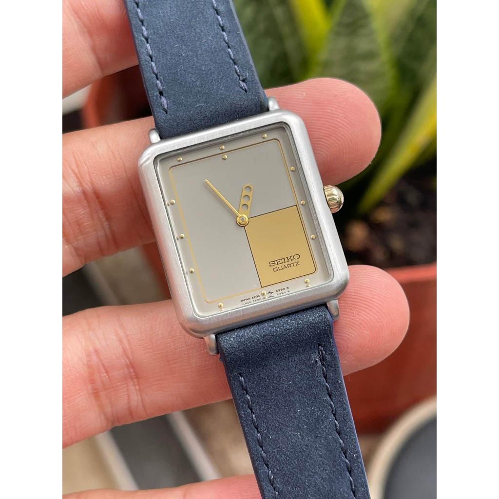 Đồng hồ nữ Seiko mặt tank 2 kim chạy pin hàng Si