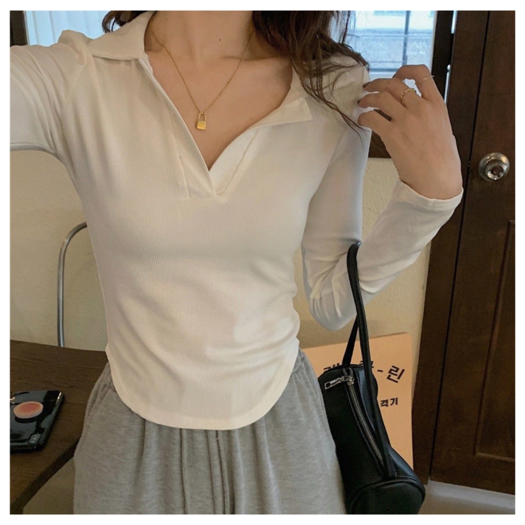 Áo thun vạt bầu có cổ bẻ dài tay dáng croptop