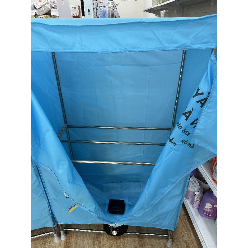 Tủ sấy quần áo Hakari công suất 1500w
