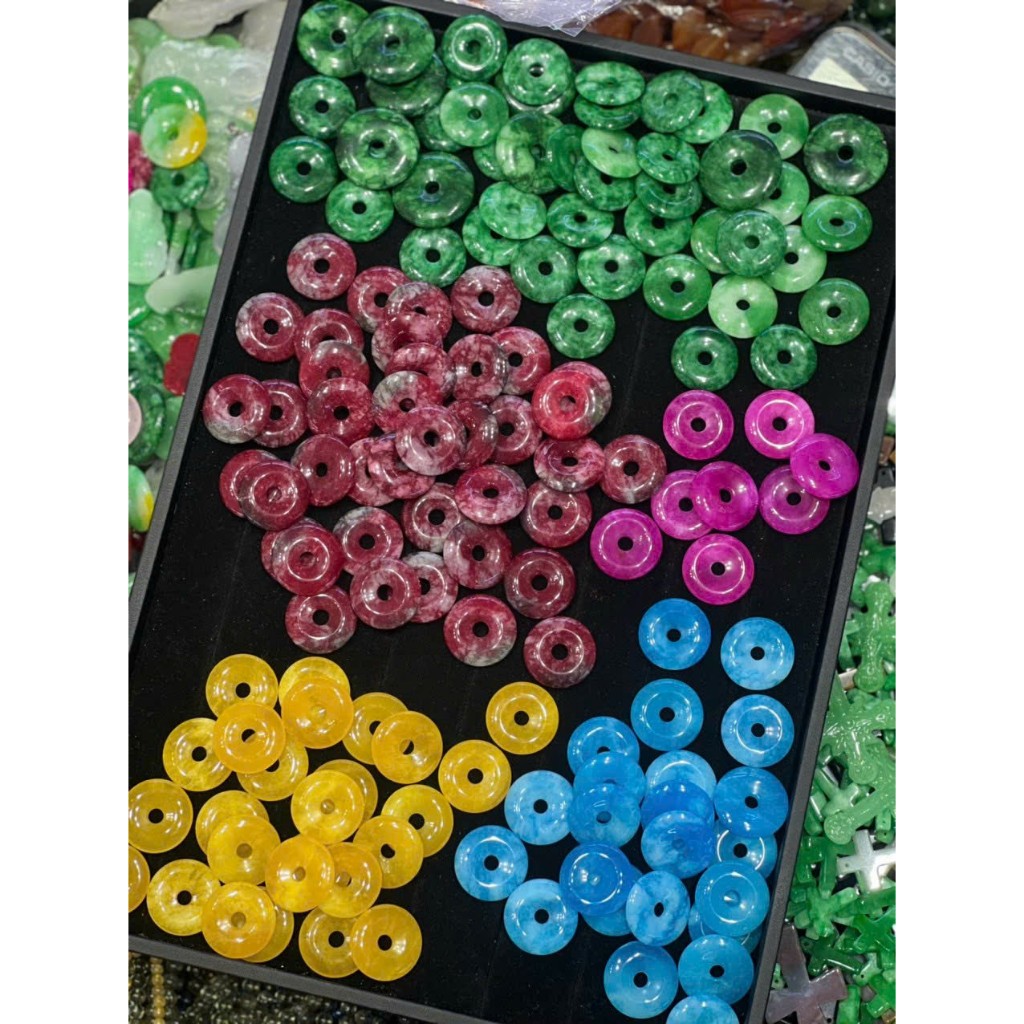 Đồng điếu đá sơn thủy nhiều màu kích thước 2.5cm