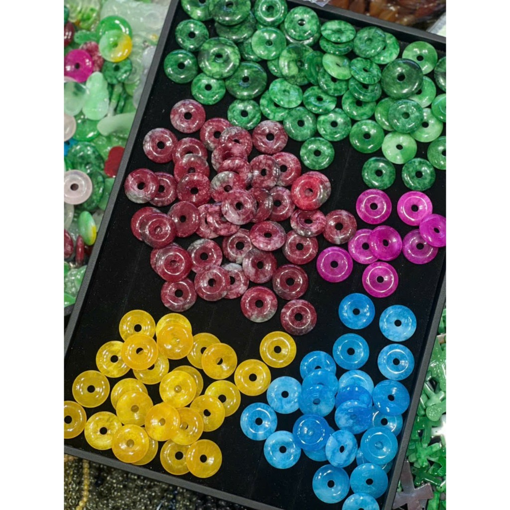 Đồng điếu đá sơn thủy nhiều màu kích thước 2.5cm