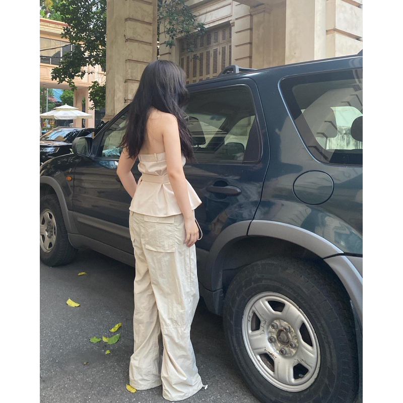 Áo ống vải dù & quần vải dù be BEIGE TOPS x BEIGE CARGO PANTS