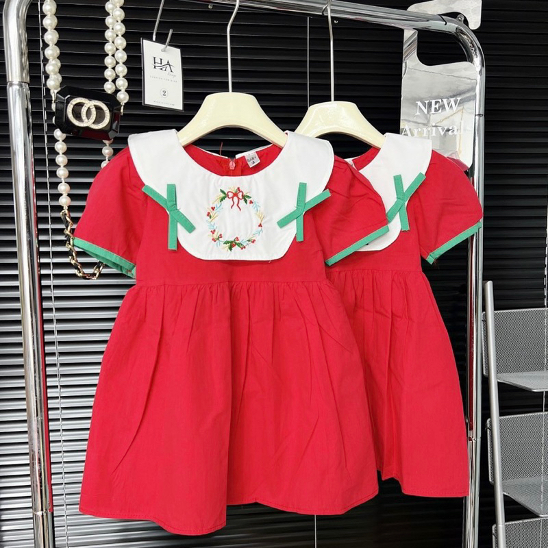 Váy đầm đỏ vòng nguyệt quế cho bé gái 10-30kg