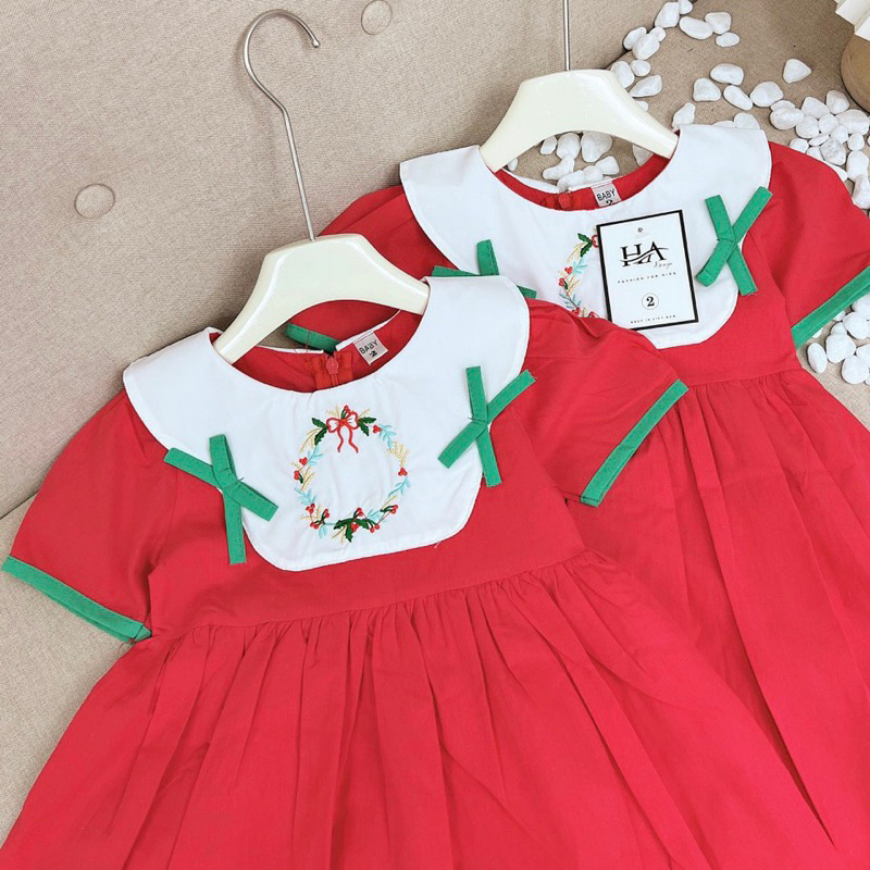 Váy đầm đỏ vòng nguyệt quế cho bé gái 10-30kg
