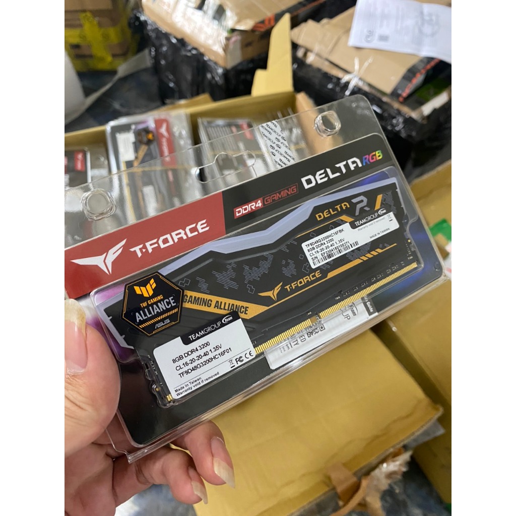 Ram T-Force Delta  RGB DDR4 8GB 3200 White - Black RGB hàng chính hãng bảo hành 60 tháng
