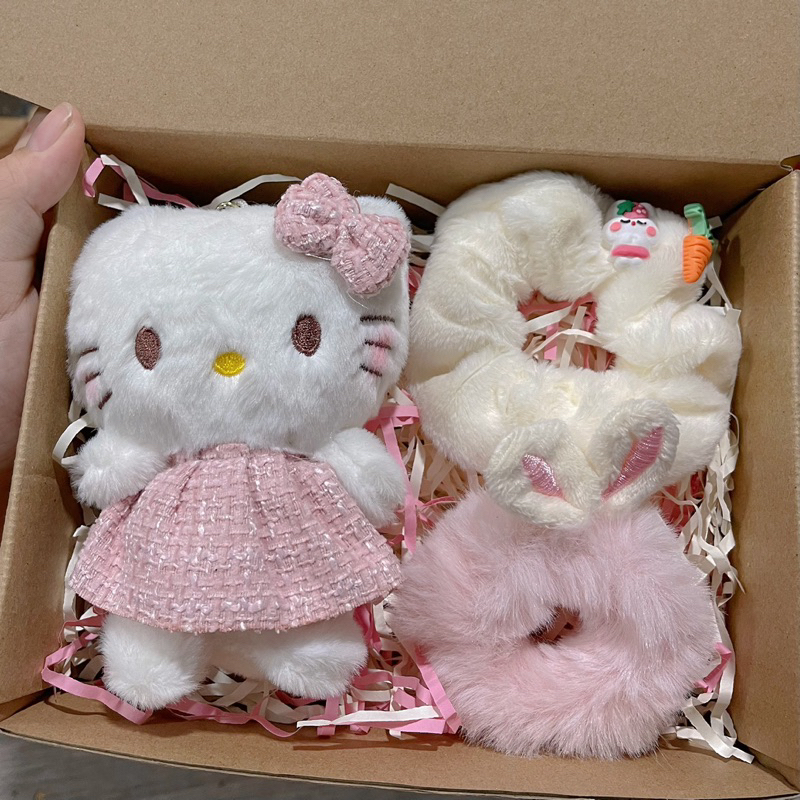 Combo sét quà tặng móc khoá gấu bông size 10-15cm nhiều mẫu hottrend kèm sscrunchiesh sinh nhật tặng bạn gái.