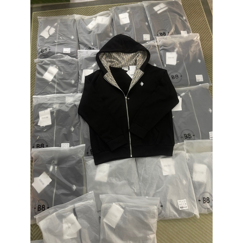 Áo Khoác Nỉ Mũ Hoạ Tiết Cóc