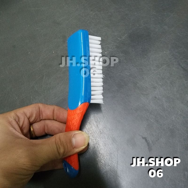 Bàn Chải Vệ Sinh Đa Năng NANO xe máy, giày dép Tay Cầm Chống Trơn Trượt cán đỏ xanh