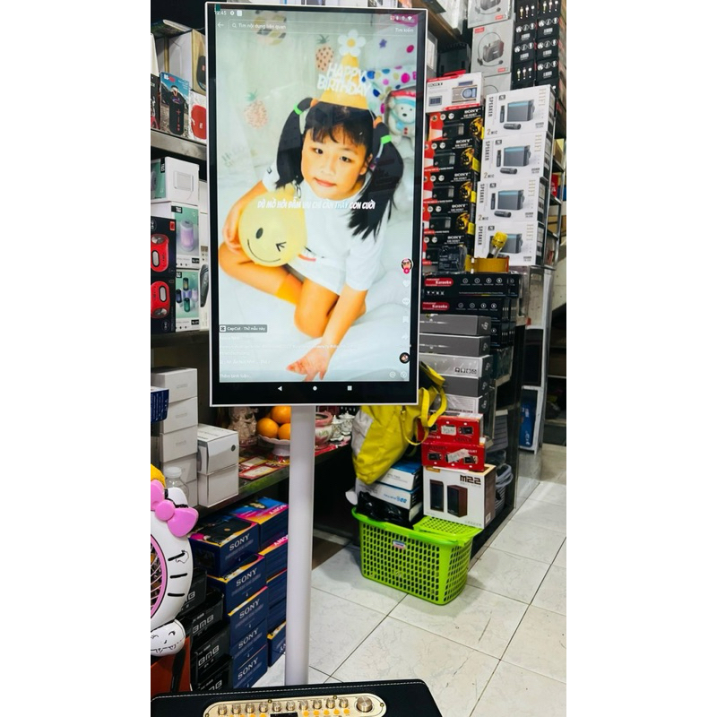 Màn hình di động thông minh Tomko 22 inch - dùng hát karaoke - làm quà tặng - thiết bị livestream - yoga- TOMKO GoWithMe