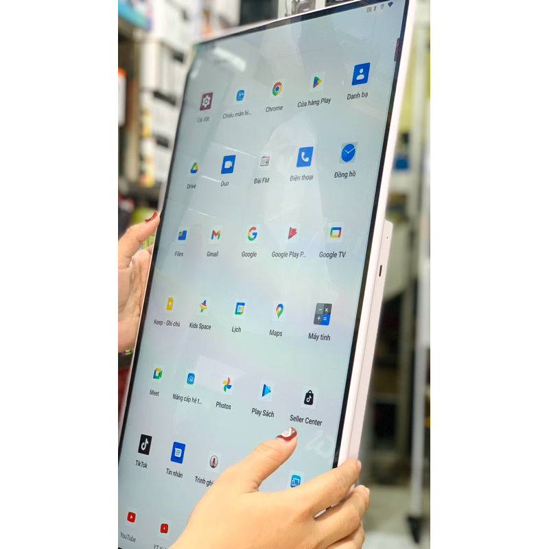 Màn hình di động thông minh Tomko 22 inch - dùng hát karaoke - làm quà tặng - thiết bị livestream - yoga- TOMKO GoWithMe