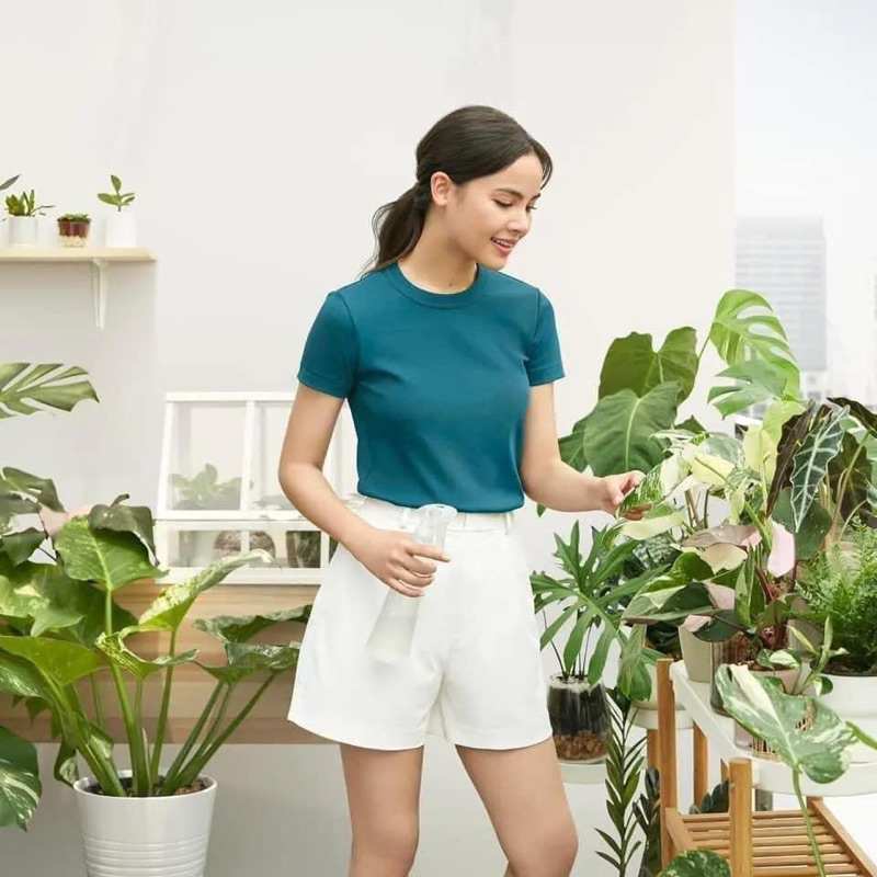 ÁO THUN U CỔ TRÒN SĂN SALE VN