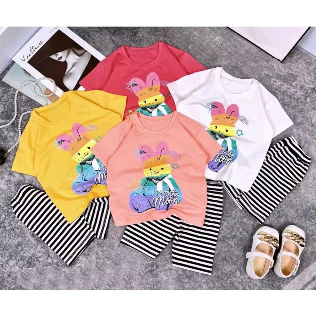 Bộ đồ bé gái dễ thương in gấu to the moon.BGL02.