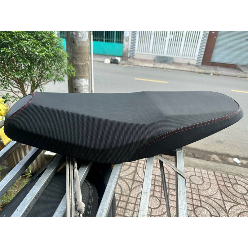 Mút 2 tầng ex 135/150,wave , dream tặng kèm da yên may sẵn ráp như zin