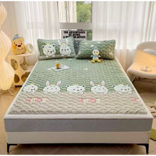 Thảm nỉ trải giường lông cừu kèm hai vỏ gối hàng nhập khẩu 3 lớp trải sàn mùa đông siêu ấm sẵn tại SamSam-bedding