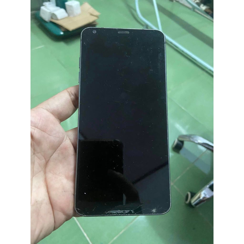 Vỏ pin, Main LG G6