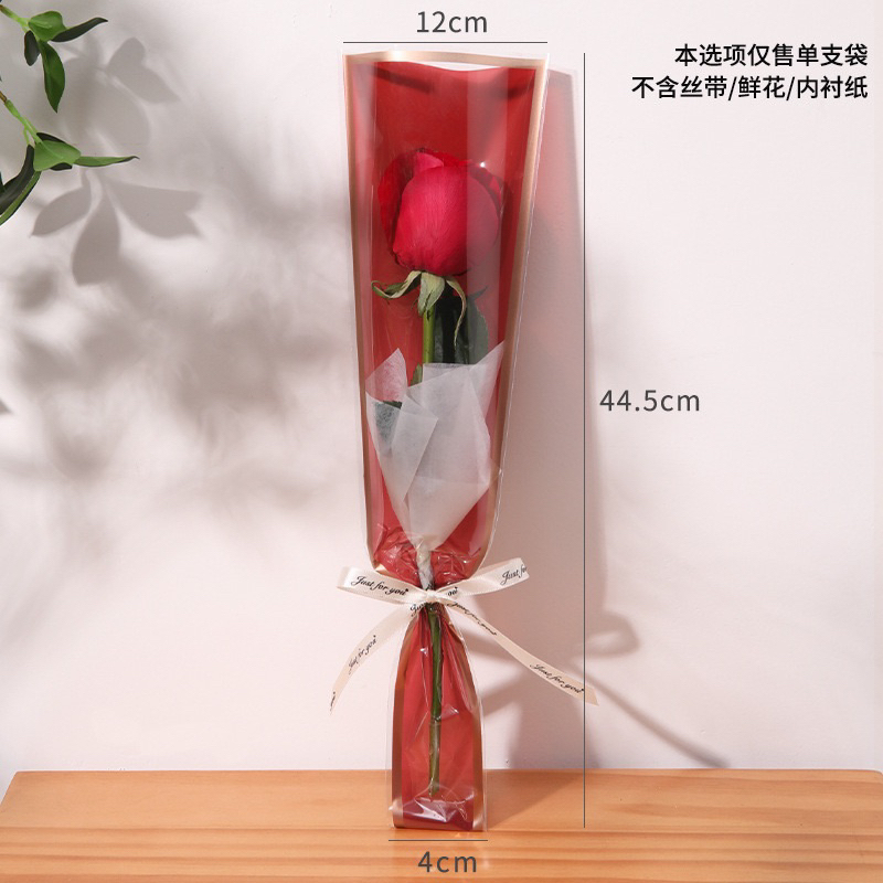 Giấy gói hoa tam giác viền vàng