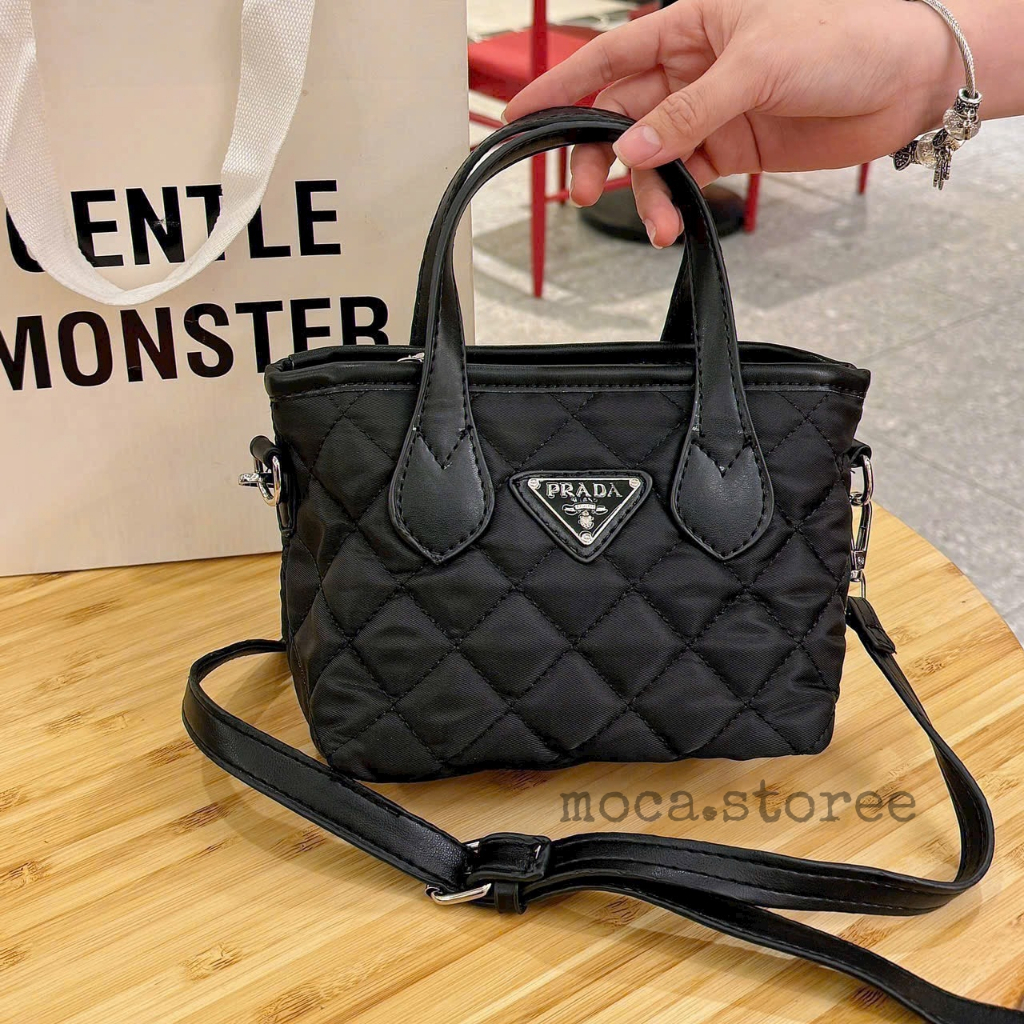 Túi quai xách TOTE mini dù thêu nữ màu hồng đen Prada kèm dây đeo chéo vai tiện lợi đựng nhiều đồ thoải mái