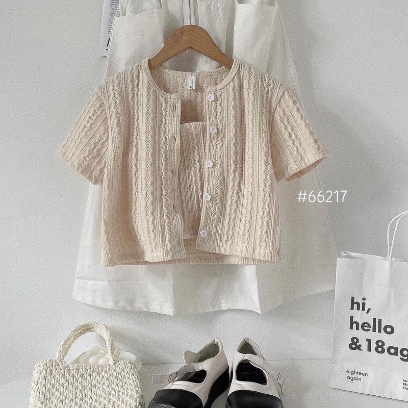Set áo thun len dáng croptop kèm áo 2 dây màu be Mai Anh Clothing