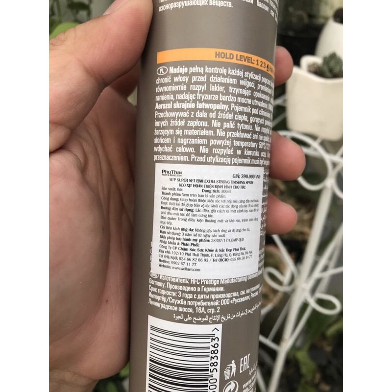 Keo xịt định hình cho tóc  EIMI Super Set Wella 300ml