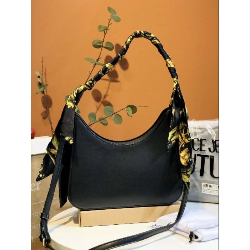 TÚI HOBO VERSAC.E JEANS COUTURE