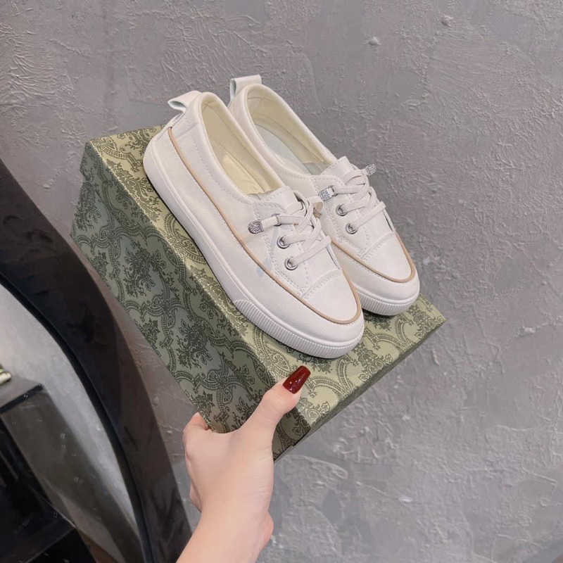 MÃ 3603 GIẦY SLIPON TRẮNG DESIGIN BY KOREA FULL BOX