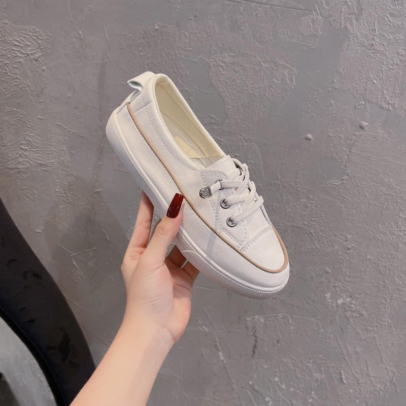 MÃ 3603 GIẦY SLIPON TRẮNG DESIGIN BY KOREA FULL BOX