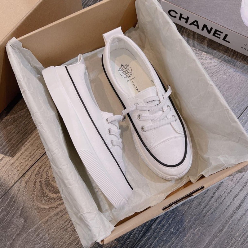 MÃ 3603 GIẦY SLIPON TRẮNG DESIGIN BY KOREA FULL BOX