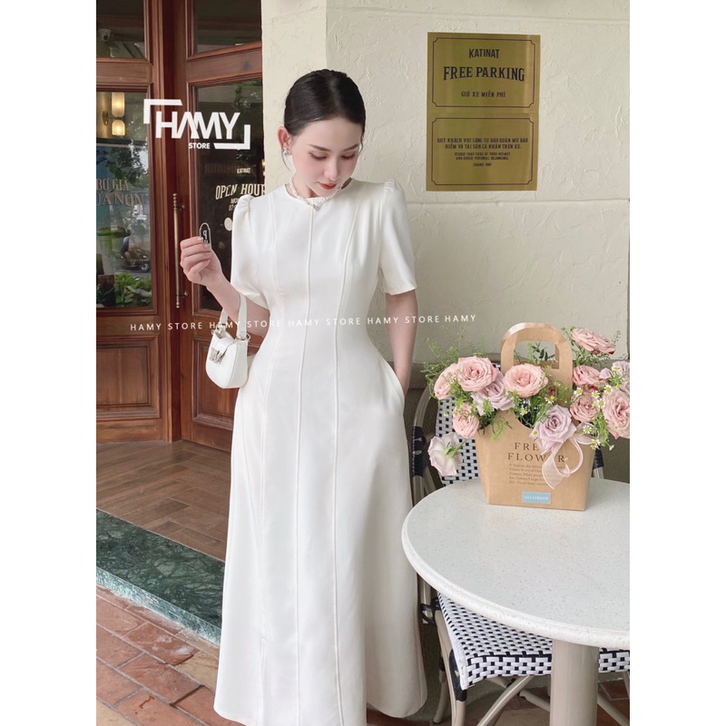 Đầm Dài Cổ Tròn Trơn