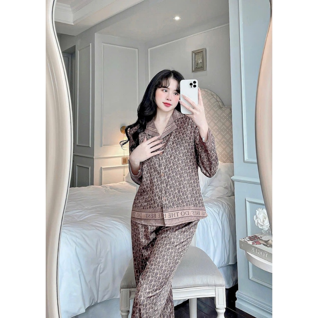 Bộ pijama nữ áo dài quần dài chất lụa cao cấp họa tiết chữ D Xumaki Store
